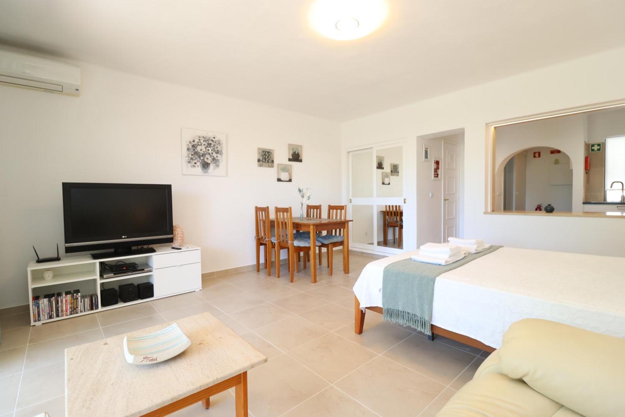 Camelia 52 Beach Studio Apartment - Sao Rafael, Албуфейра Екстериор снимка
